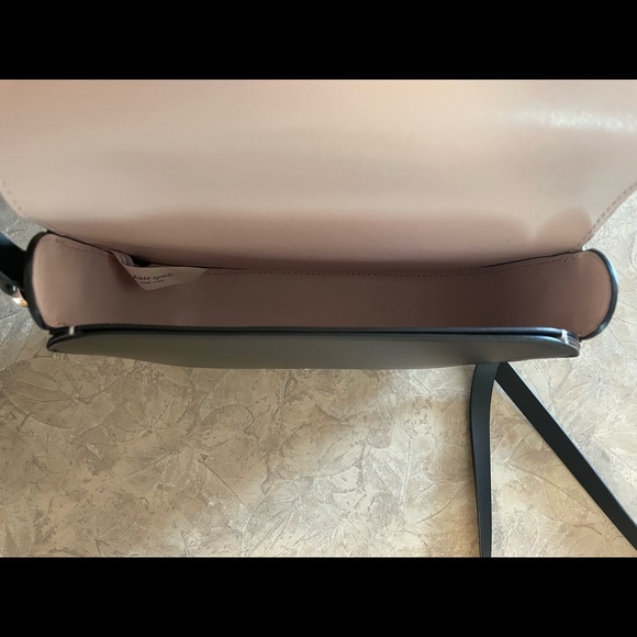 SOLD kate spade Black Crossbody Flap Top Leather Purse Gently Used - Picture 4 of 12